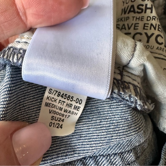 GAP High Rise Kick Fit Jeans 29 / 8 Tall Medium Wash Raw Hem Kick Flare Denim - Picture 6 of 7